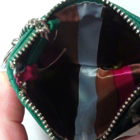 Clark's Green Coin Purse with keyring - Picture 5 of 7